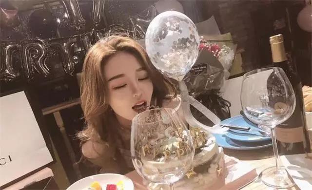  呼吁抖音“封殺”溫婉的那些人，像極了吃人的獸。